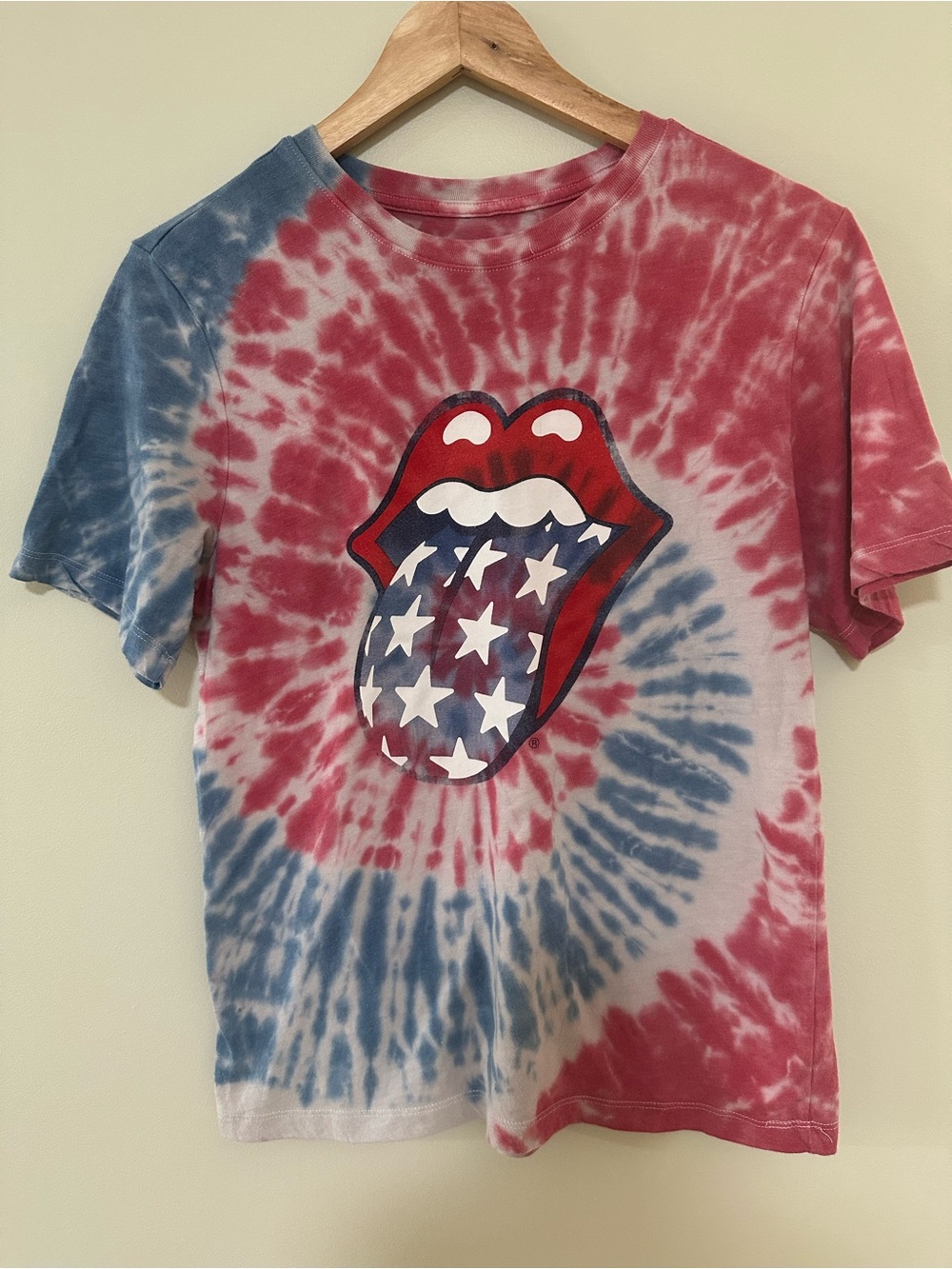 Kid’s Tie-Dye Graphic Tee with Stars & Kiss